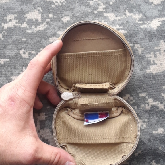 Small Arms Cleaning Pouch - Picture 3 of 3